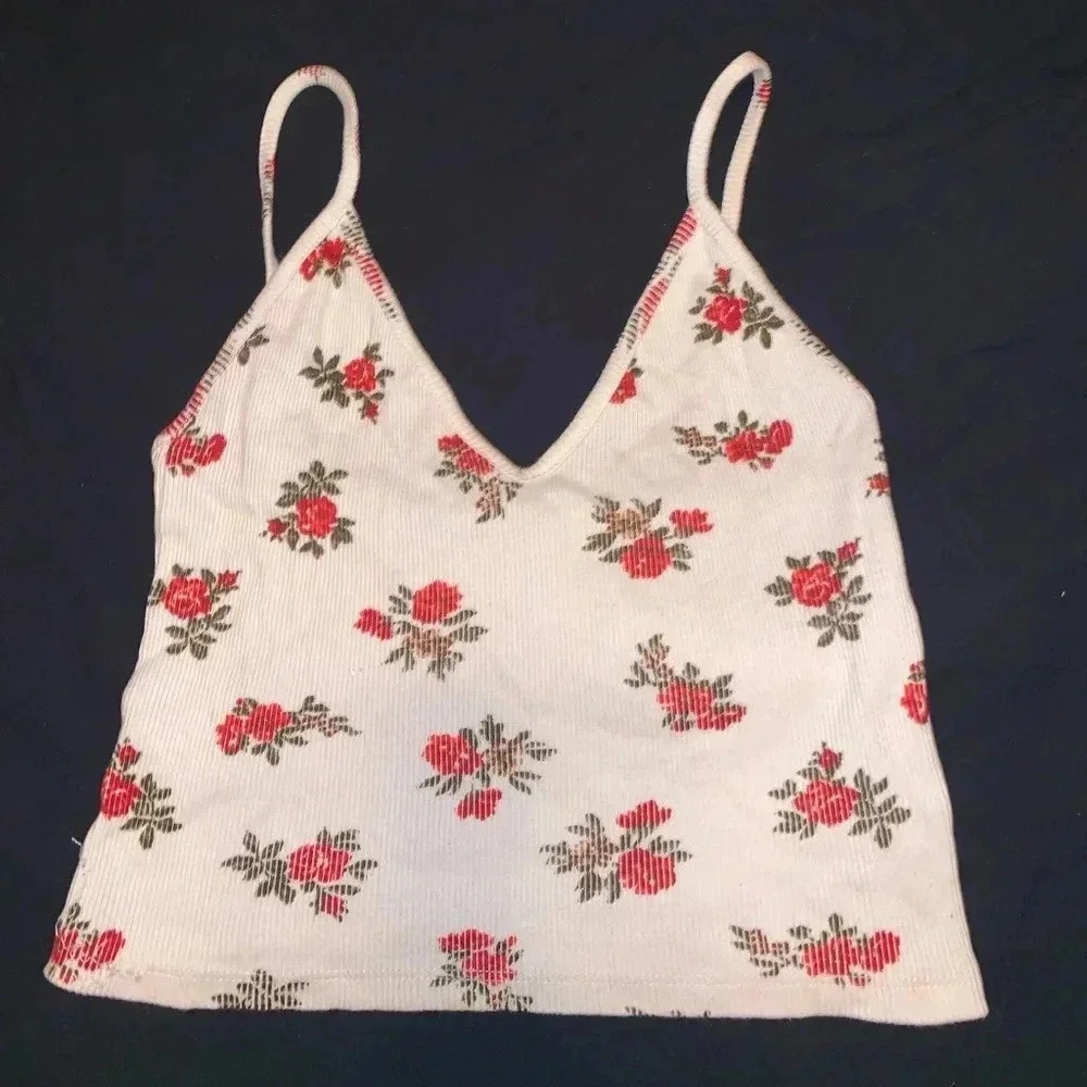 🧾 Brandy Melville Crop Top ☑️